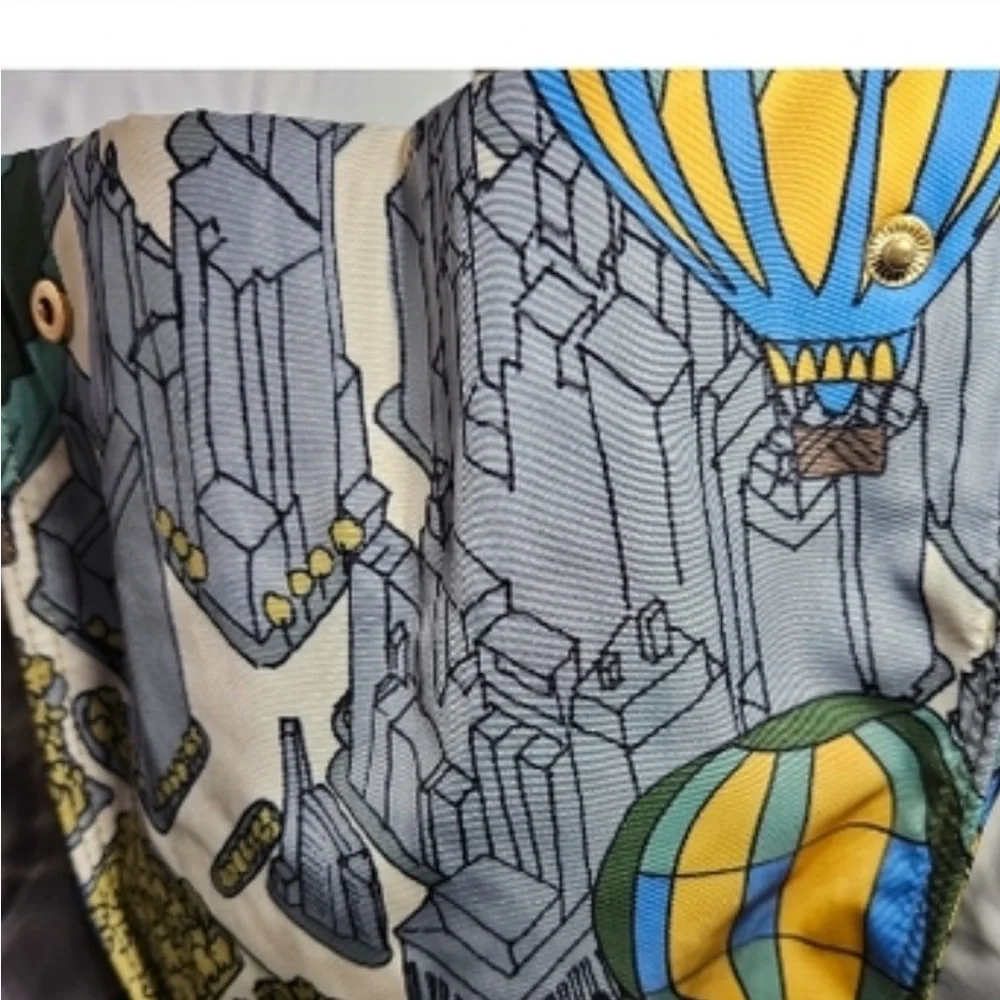 NWT Ella tote with fun print of hot air balloons. - Picture 5 of 6